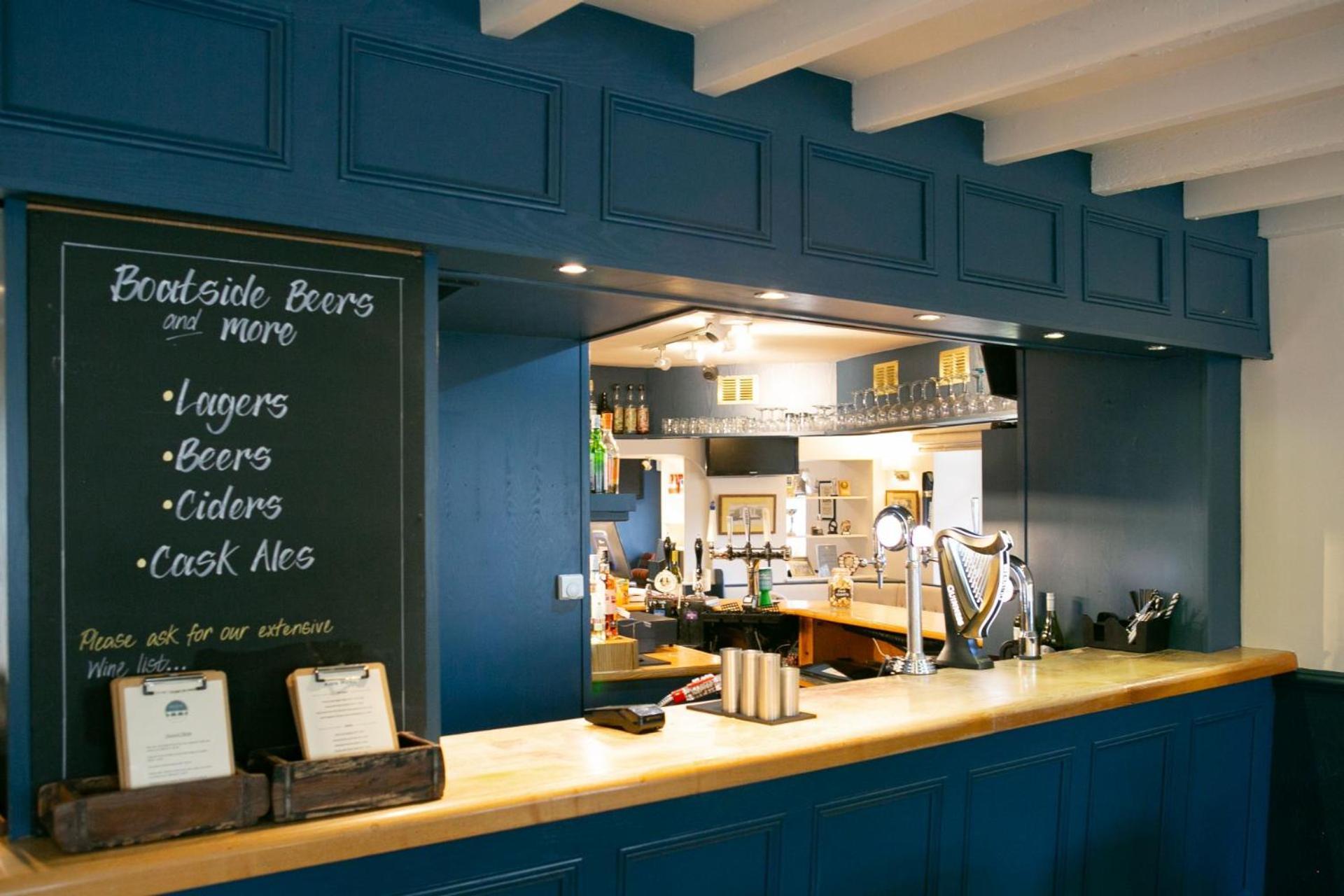 The Boatside Inn - Hadrian - Twin Ensuite Hexham Exterior photo